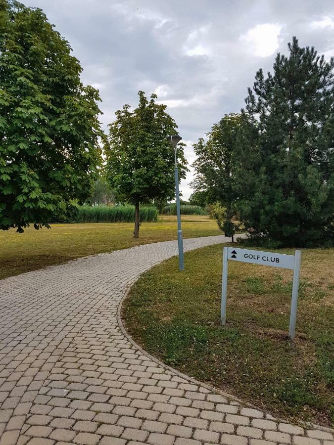 Eliza Birdland Golf Apartman Bük Dış mekan fotoğraf