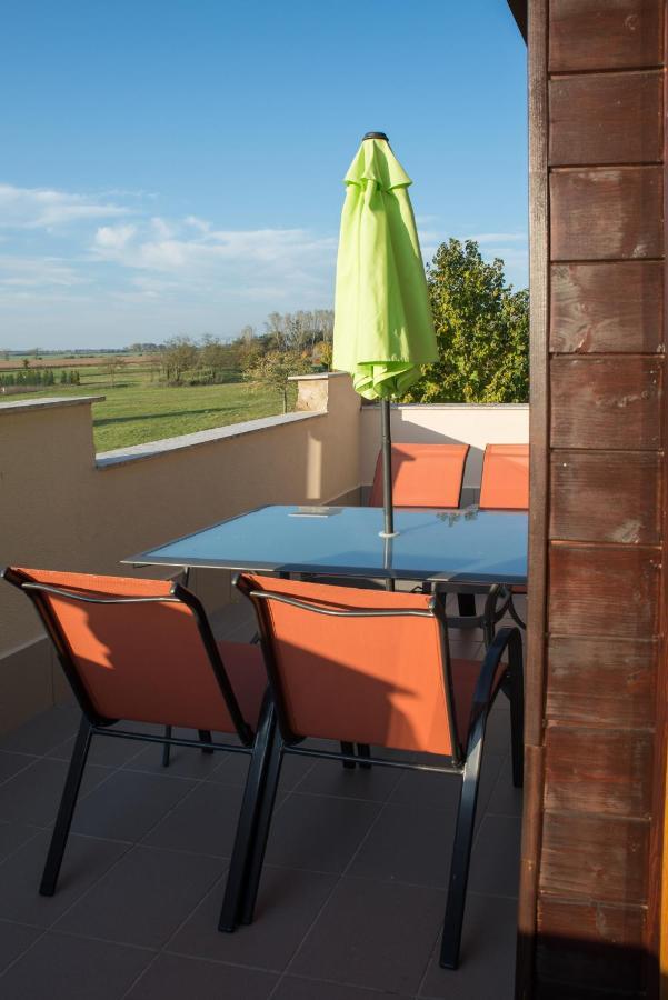 Eliza Birdland Golf Apartman Bük Dış mekan fotoğraf